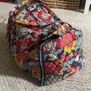 Vera Bradley large duffel bag